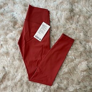 NEW WITH TAGS: Lululemon Wunder Under HR Tight 28 in size 8